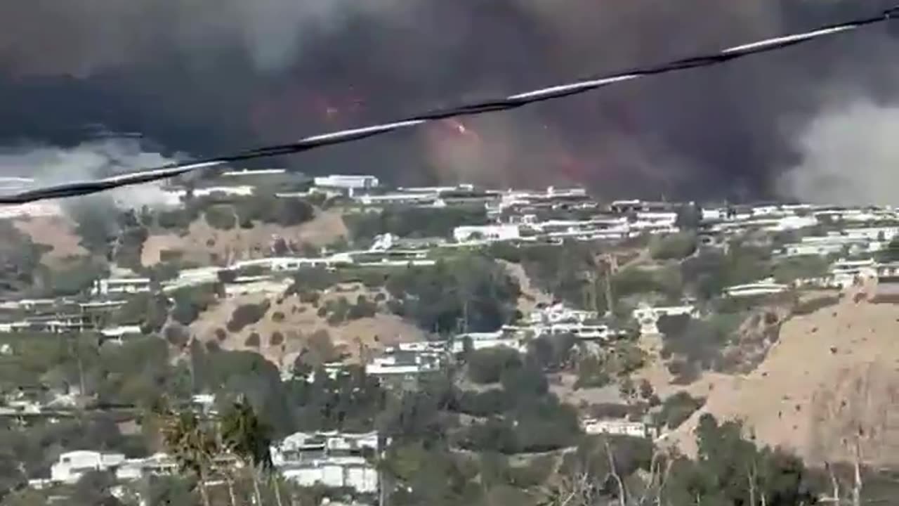 Massive Fire in Palisades California