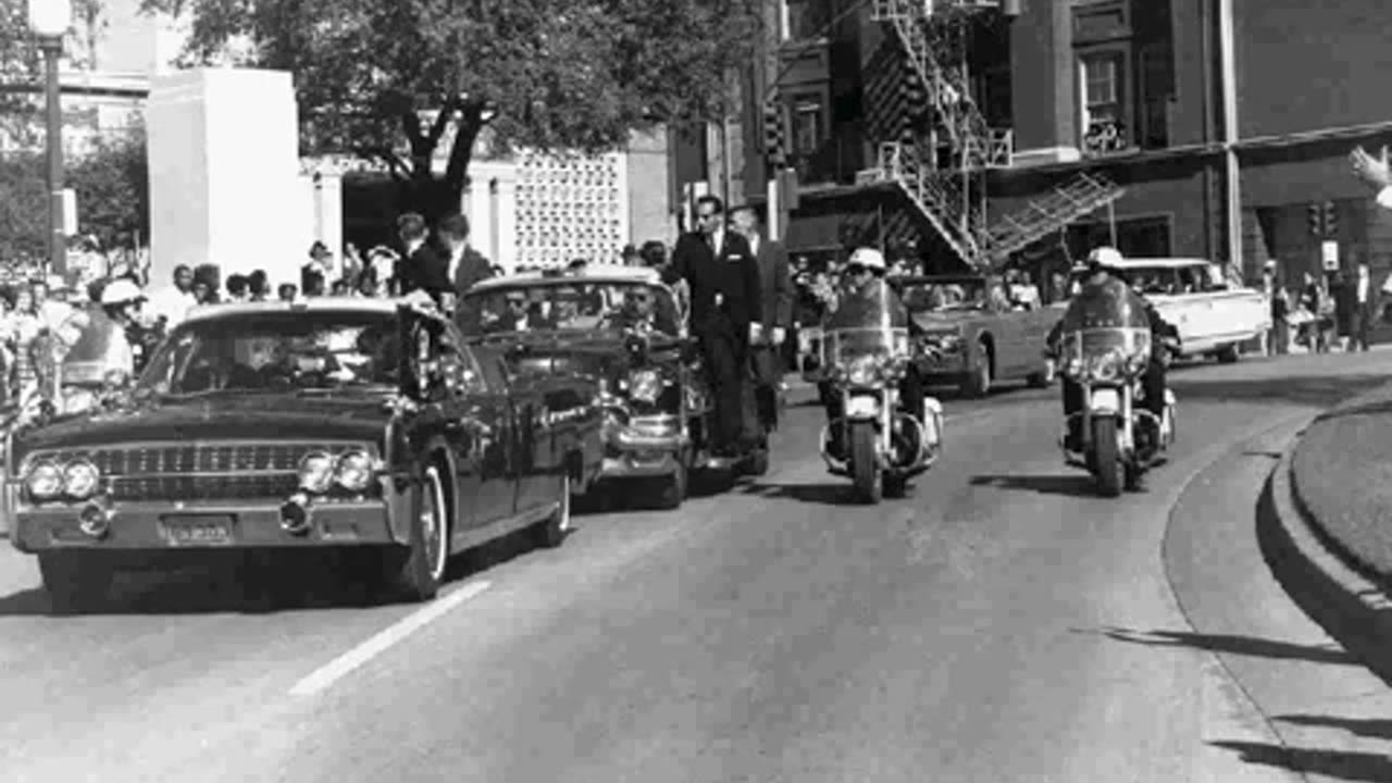 JFK - Altgens Photo- Johnny Roselli & David Morales In Dealey Plaza