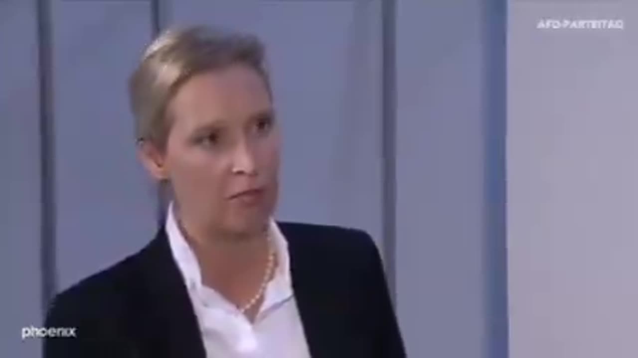 Das linksradikale zwangsfinanzierte ZDF Phoenix schägt dem Fass den Boden aus