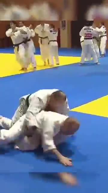 Putin in Judo Combat 😳🤭
