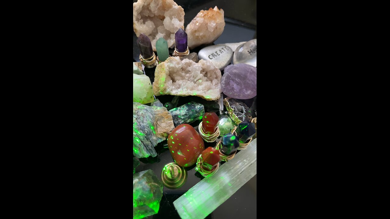 Travis is sorry Juliette!!!