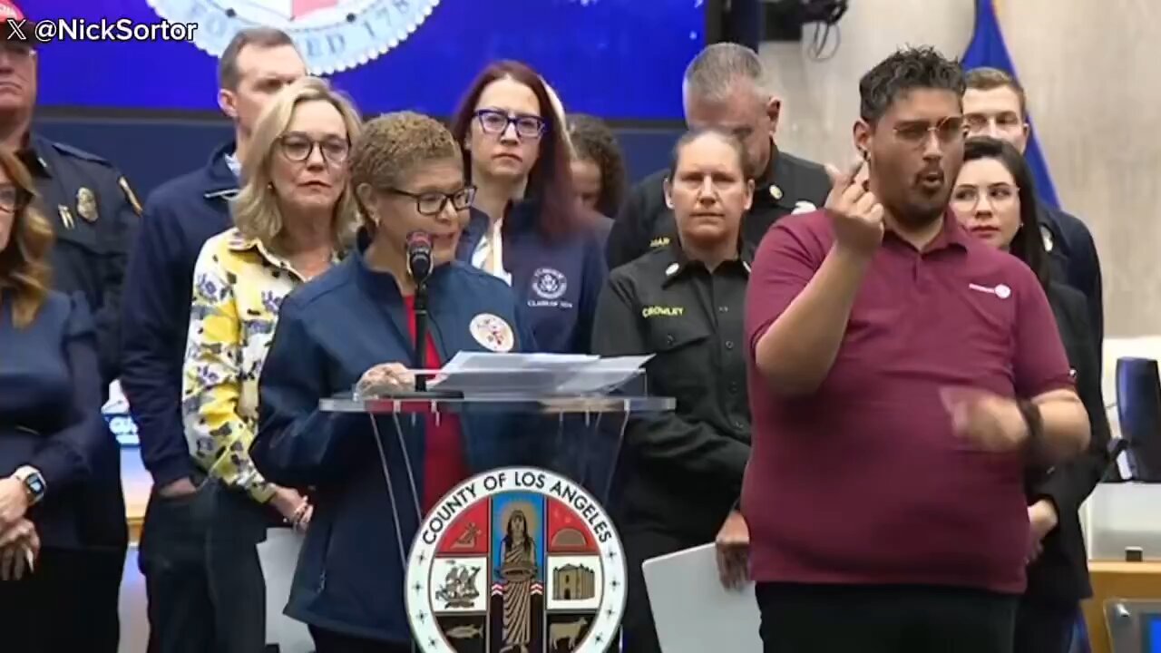 Los Angeles’ DEI Mayor Karen Bass is ONCE AGAIN showing how incompetent she is