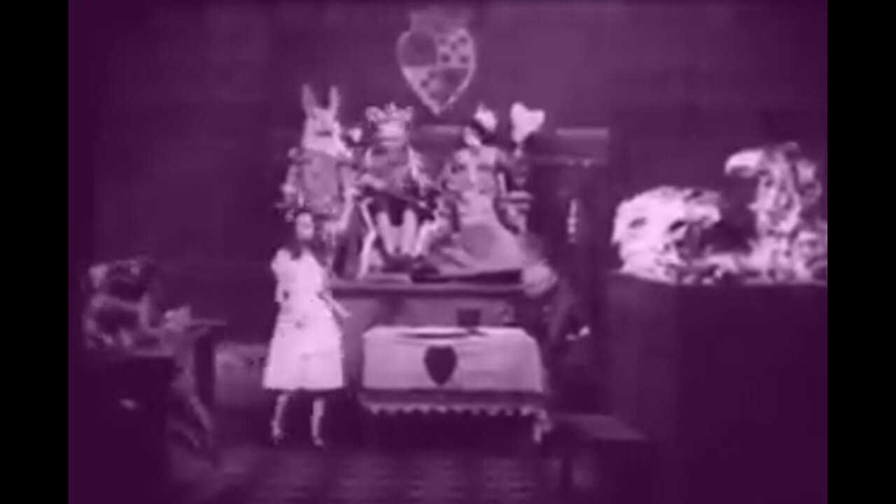 Alice In Wonderland 1915 (Viola Savoy as Alice)