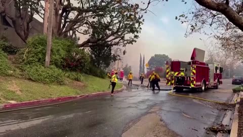 Strain on water supply hindered LA wildfires response, expert says