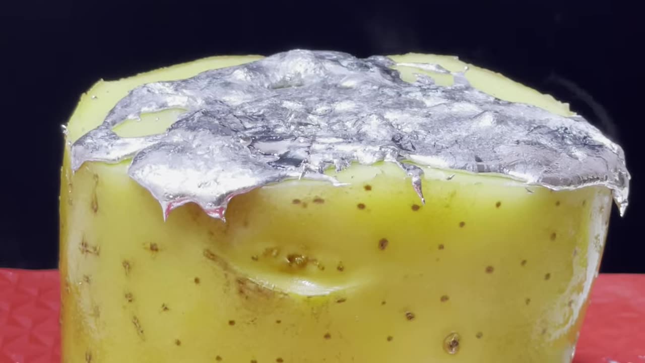 Molten Aluminium Vs Potato