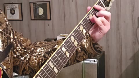 This diamond ring guitar cover.