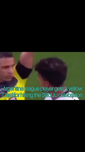 Argentine League player gets a yellow card for hitting the SIIUU