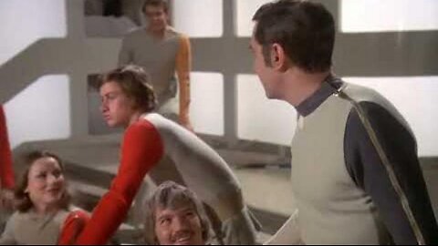 SPACE 1999 - 0104 War Games
