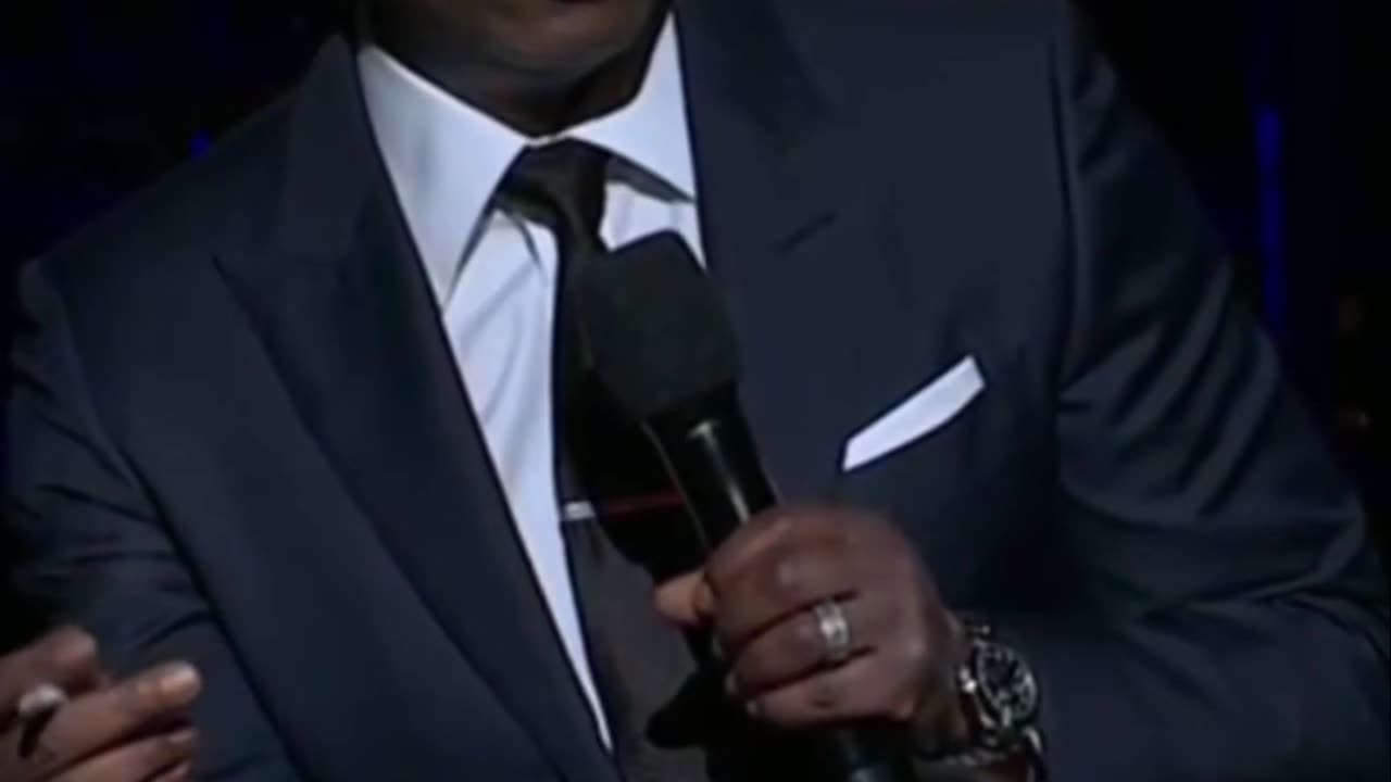 Watch Dave Chappelle's interesting take on what started the fires in California!