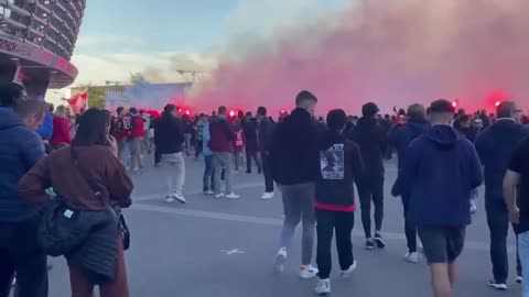 LOSC Lille vs RC Lens (crazy atmosphere before the match)