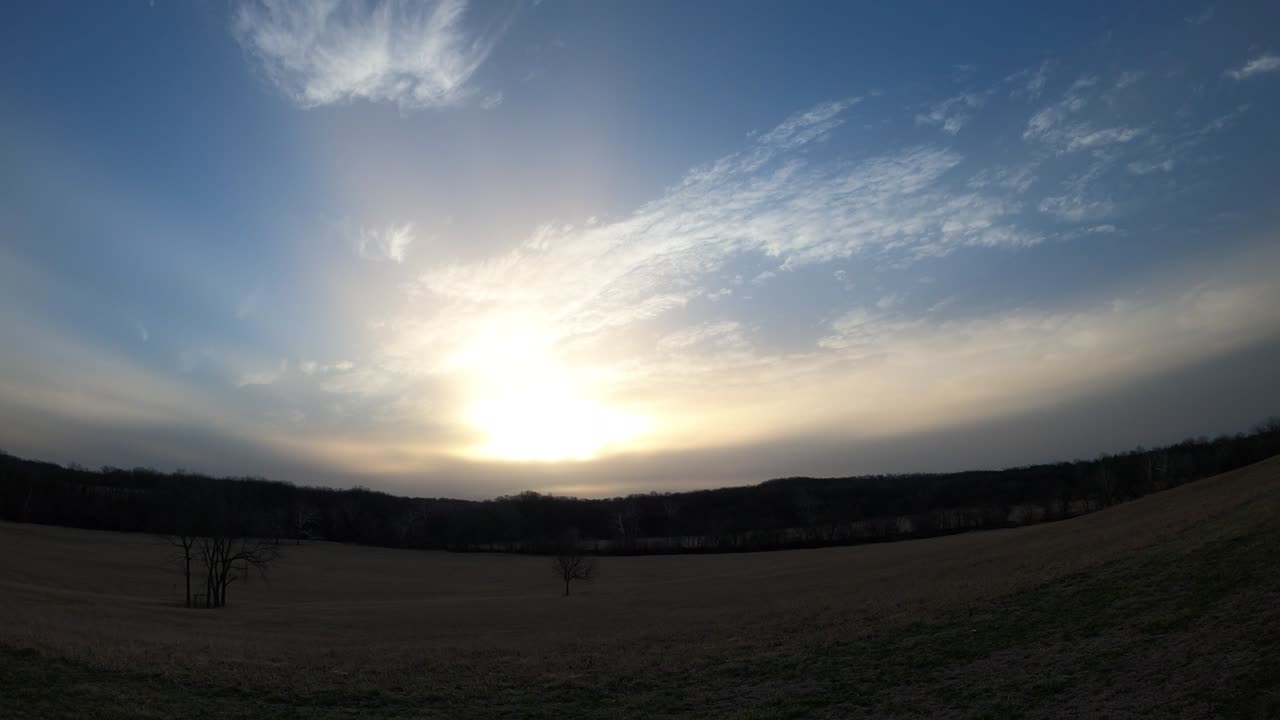 Sun ☀ Rise 3 7 25 44f/7c