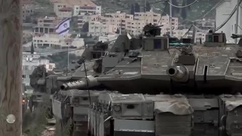 A number of Israeli tanks raid the city of Jenin