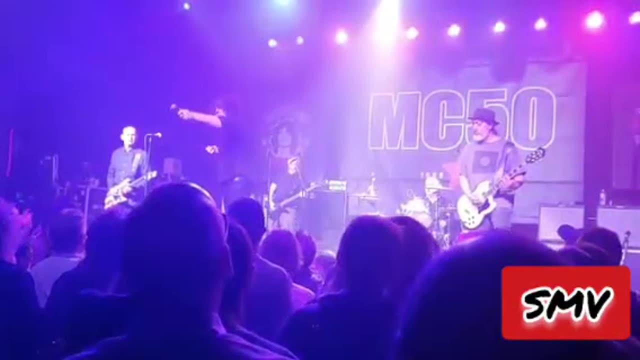 #ShittyMillennialVideos 📱📹🎬 Mc5 🎸 - Rocket Reducer 62 🚀 @ Roseland Theater Portland, OR 10/15/2018