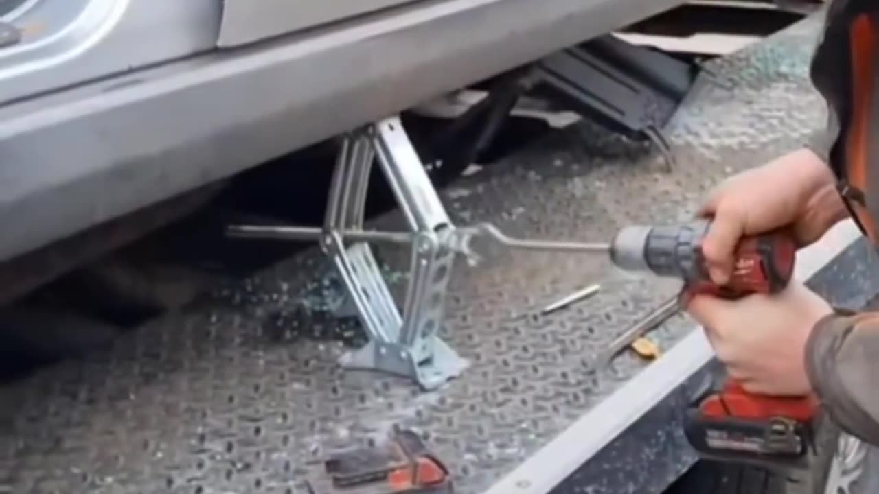Car lifter