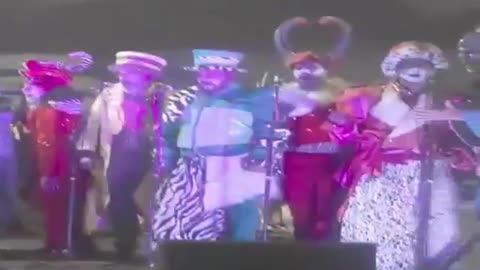 Murga CURTIDORES DE HONGOS - Barrio El Cerro - Montevideo (26/02/2025)