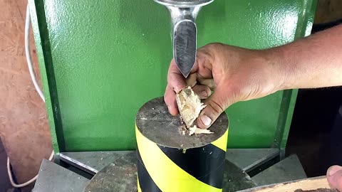 Wood Vs Hydraulic Press