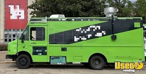 Permitted - Freightliner MT35 Step Van Kitchen Street Food Truck for Sale in Texas!