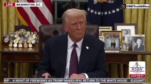 Trump signs an Executive Order to Withdraw from the World Health Organization