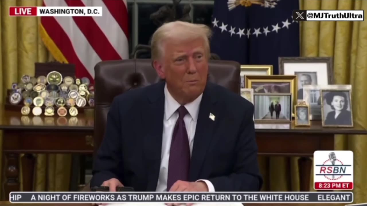 Trump signs an Executive Order to Withdraw from the World Health Organization