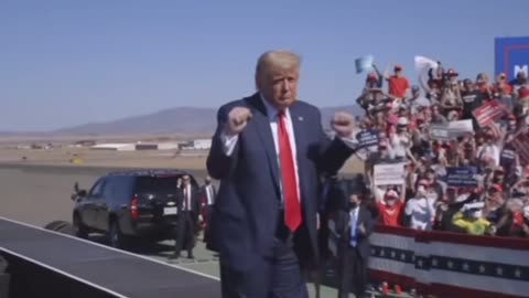 Trump Macarena Dance!