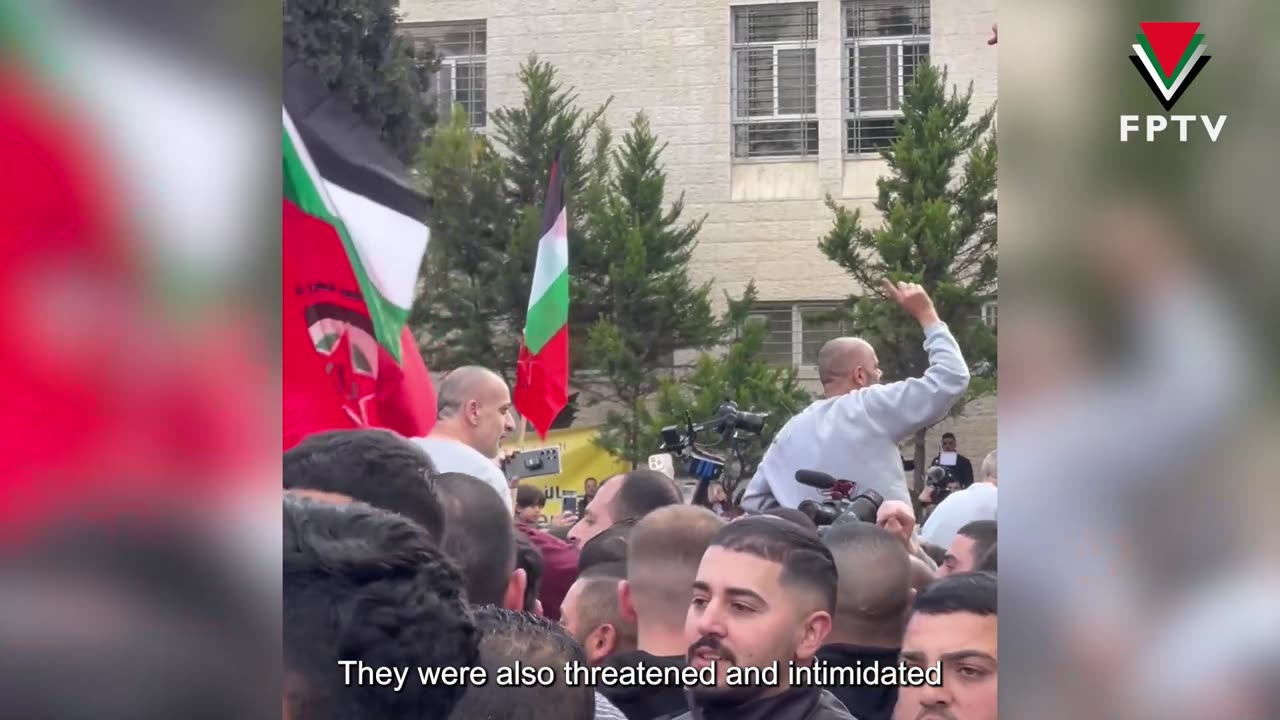 Freed Prisoners, Visible Scars