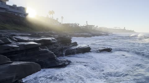 California Sunrise: Relaxing Beach Ambiance with Waves and Nature Sounds