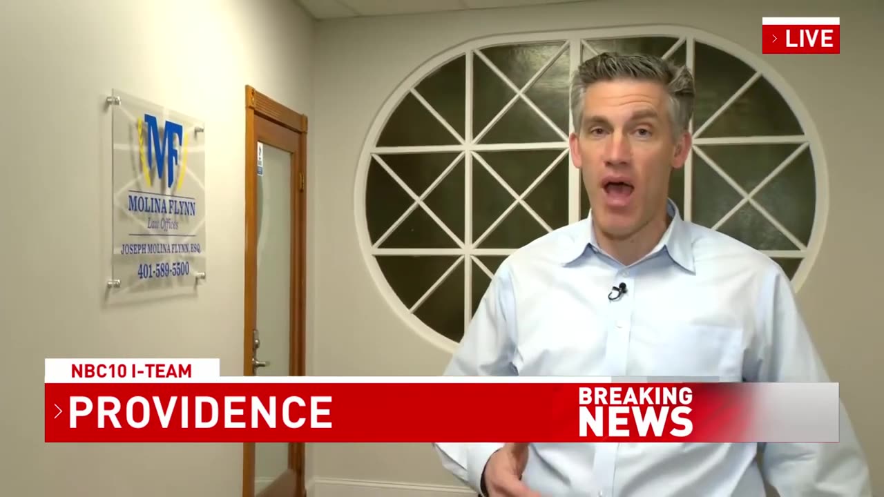 Federal agents search immigration lawyer's office