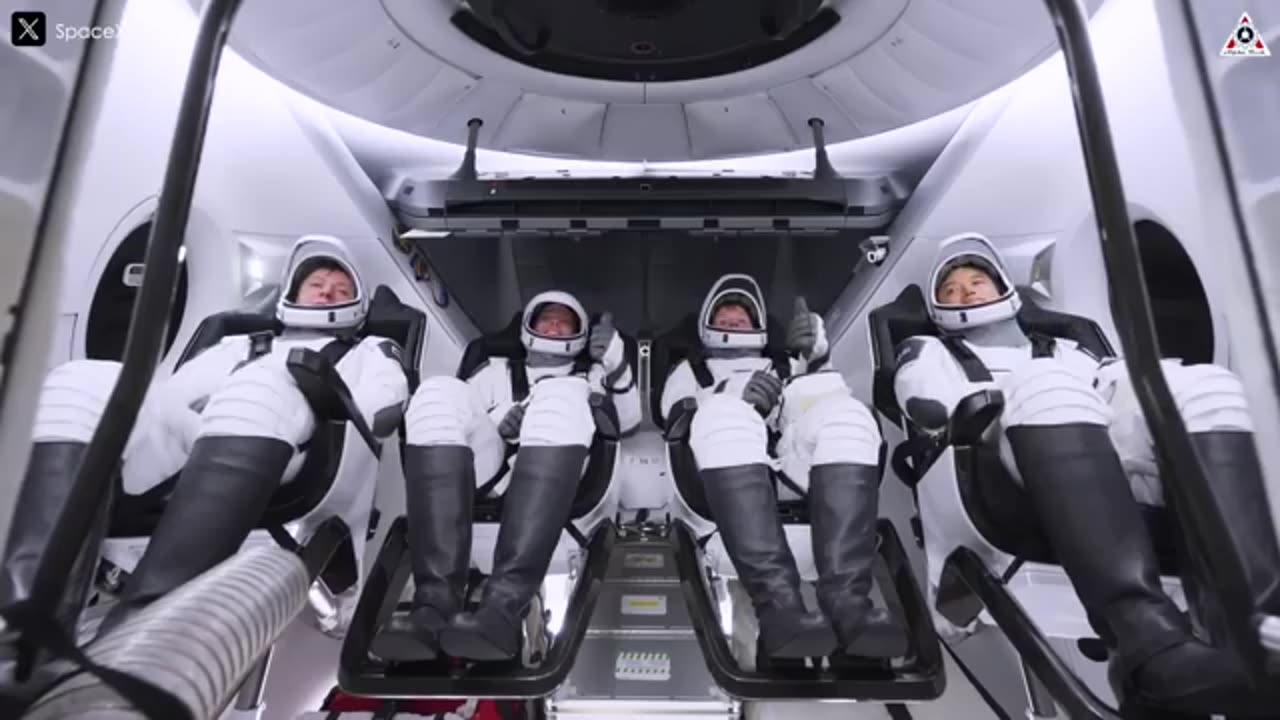 SpaceX Revealed New Dragon Landing Method without Parachute Shocked NASA's Scientists