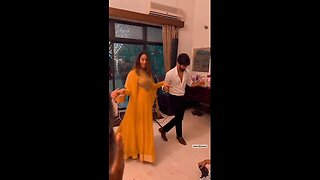 Shahid Mira's Beautiful Dance 😍 👫