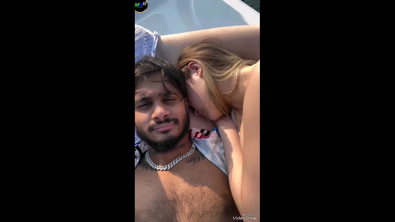 Hamare Gaon Ka Ladka