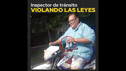 Sorprenden a inspector de tránsito conduciendo ebrio una moto y sin casco
