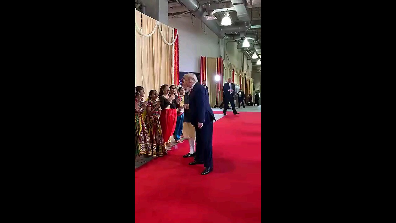 PM Modi & President Trump interacted with a group of youngsters at during