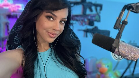 LIVE! Scary Games with the Girls