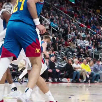 Denver Nuggets - 10 PTS (100 FG%) in the first quarter for CB