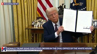 Donald Trump signs Executive Orders in the Oval Office of The White House (Jan 23, 2025) [LIVE]