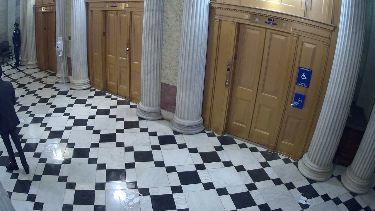 0211USCS02UpperSenDoorElevators_2021-01-06_23h22min01s950ms.mp4