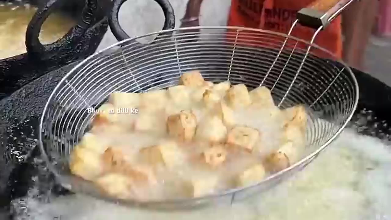 Indian street food :Chilli paneer making in bulk