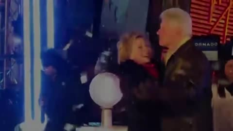Clinton the red nose Rapist ~ Christmas song