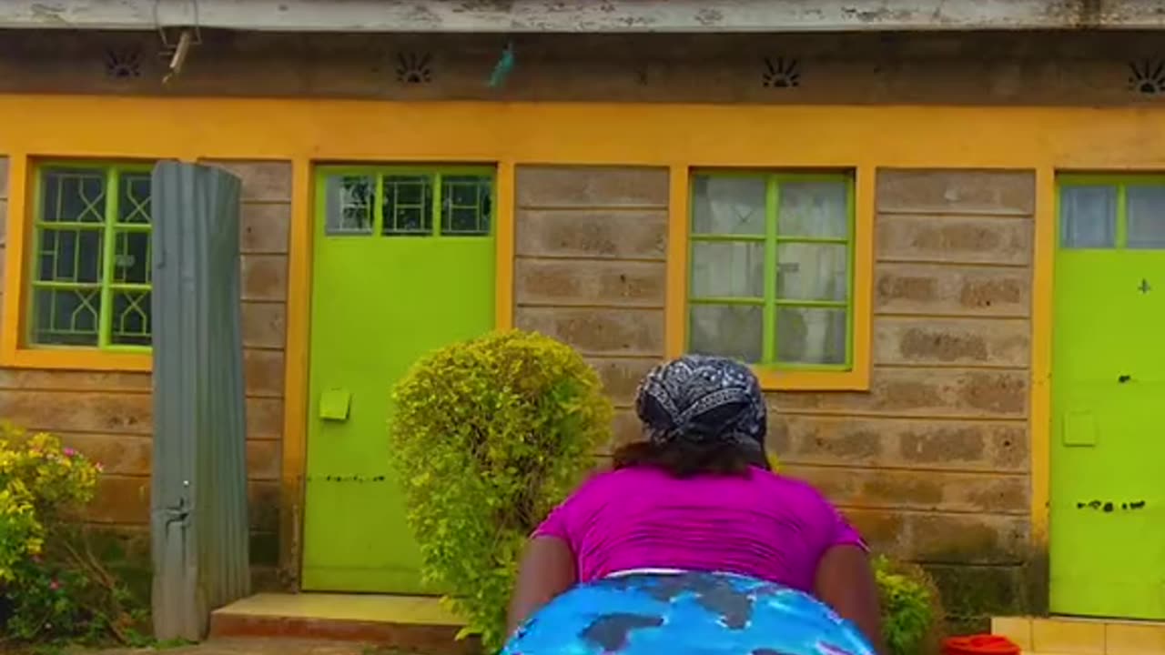 Thick Sexy getting Nasty Outside.