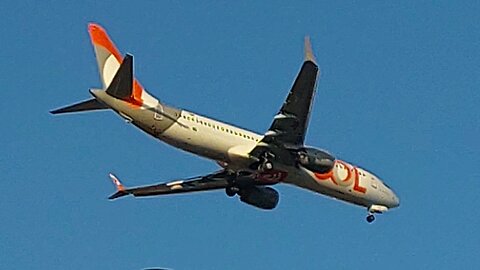 Boeing 737 MAX 8 PS-GOL from Salvador and Boeing 787-9 PS-LAA from Guarulhos to Fortaleza