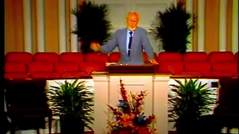 NEW AGE DECEPTION of the president's Pastor versus Dave Hunt | MAGICAL MYSTERY CHURCH