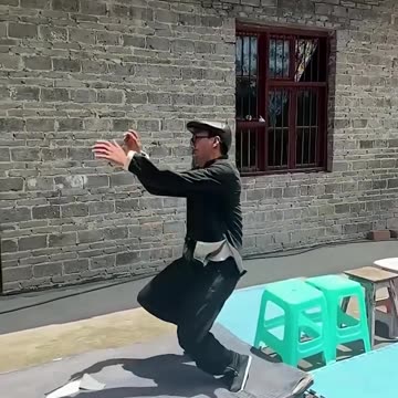 A very long jump performed by this man!.hd