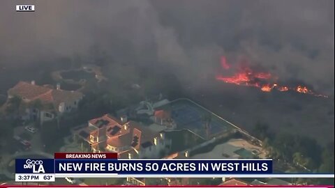 🇺🇸 Just an unbelievable water drop by this helicopter on the rapidly spreading Kenneth Fire...