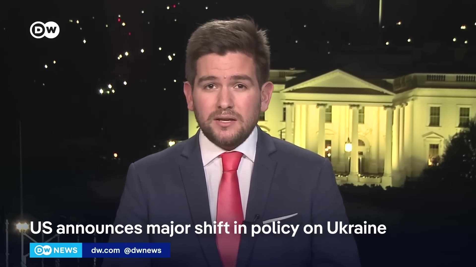 Ukraine peace talks set to begin ‘immediately’ after president talk on phone DW News