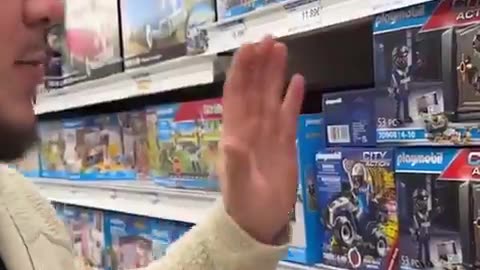🇫🇷 Le wokisme s'infiltre dès le plus jeune âge chez Playmobil!🤮🤮👹👹😡😡