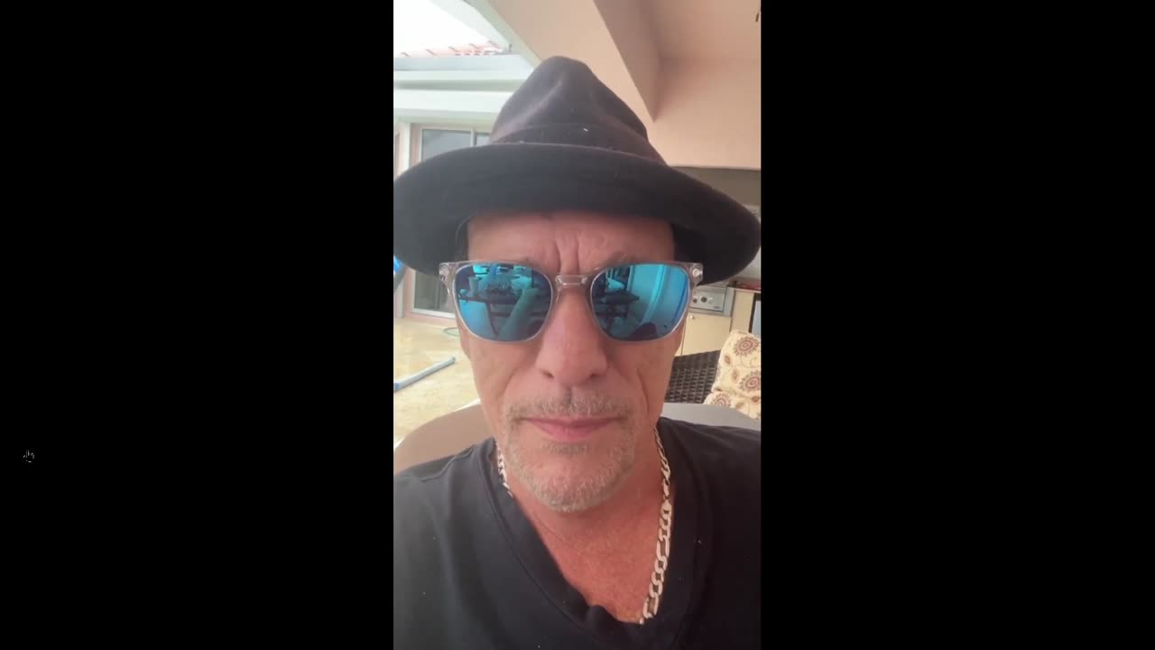 Robert Davi- My rant to Schumer - i had to hold myself back - Fast clip