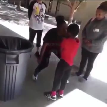 She need to be in jail.. this was hard to watch 🤦