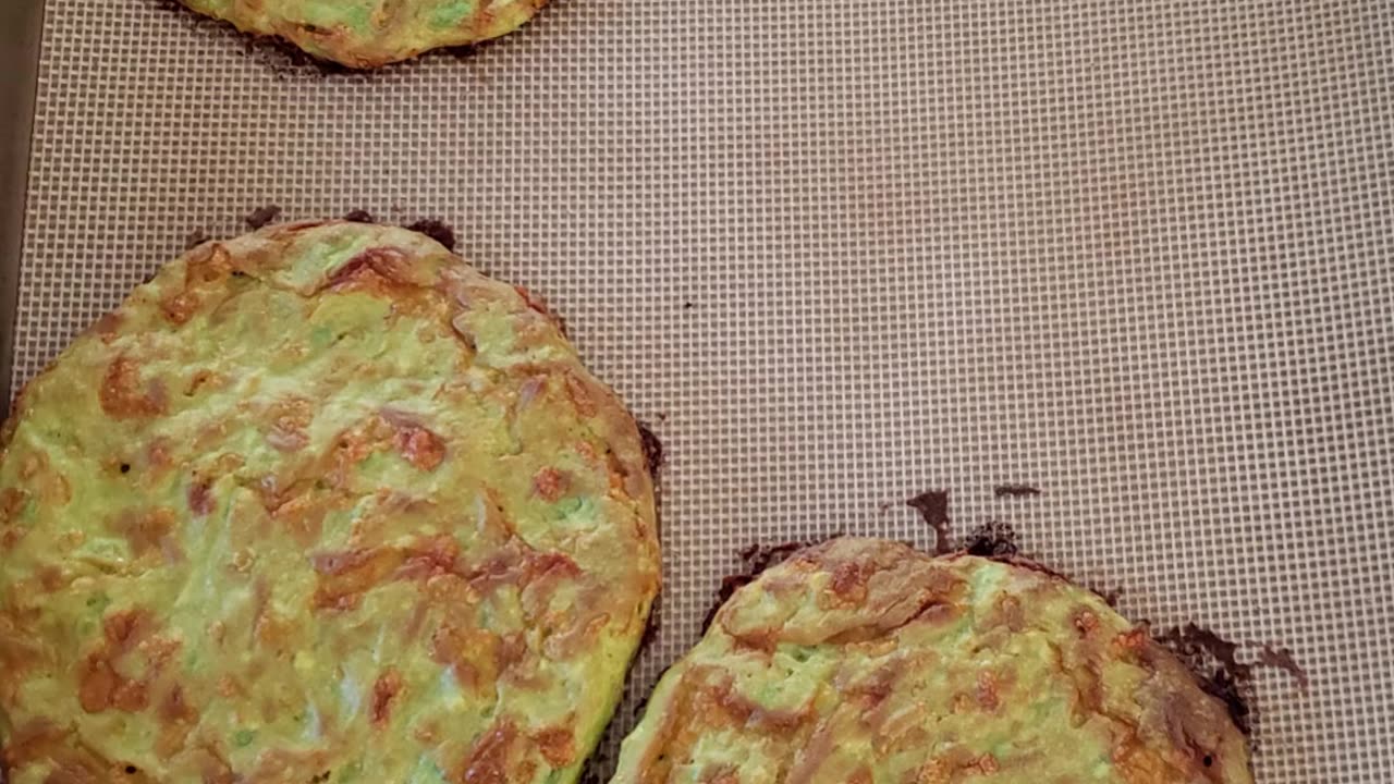 🥑🍞 Try this Yummy 3-Ingredient Keto Avocado Bread 🥑🍞