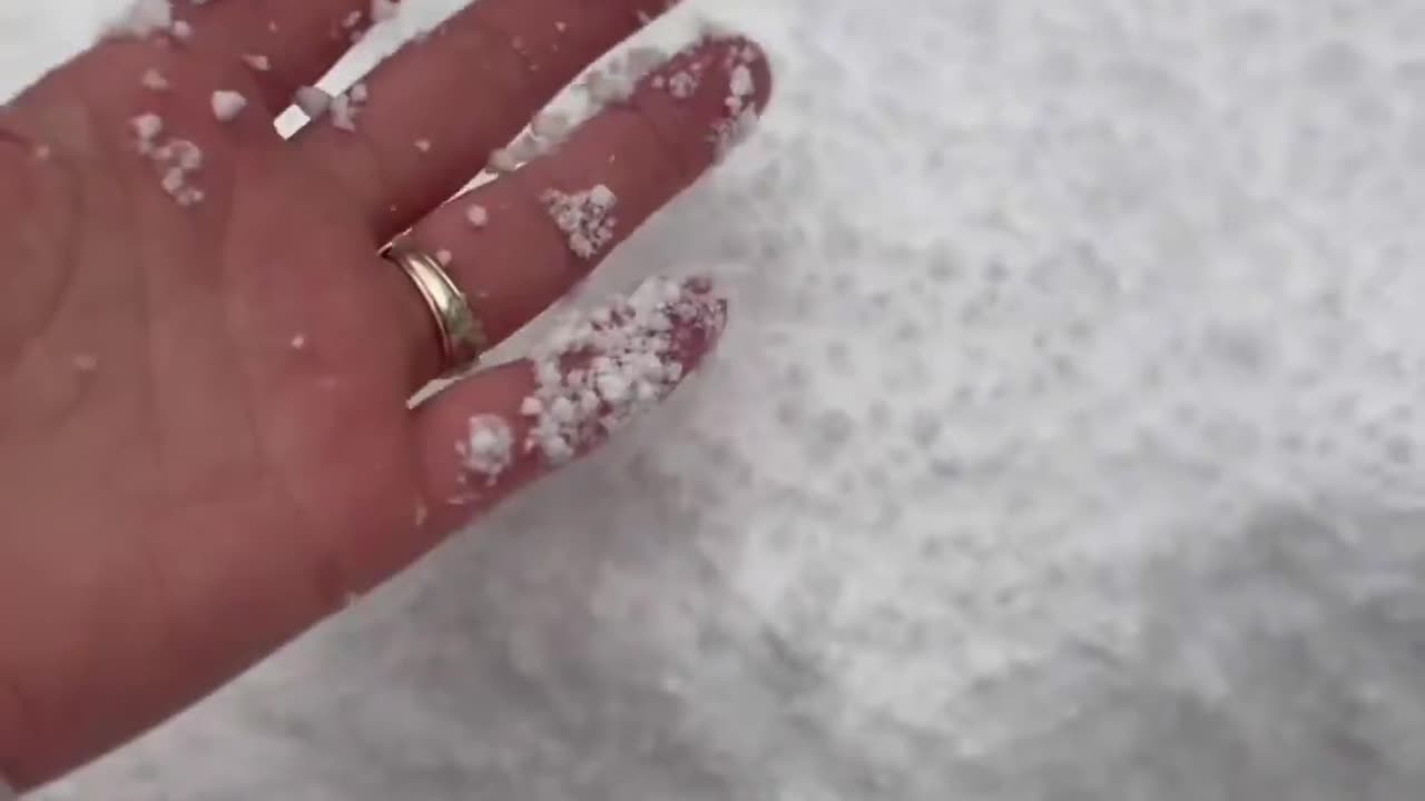 NEW: Resident in Pennsylvania is reporting “Snow that looks, feels and sounds like styrofoam”