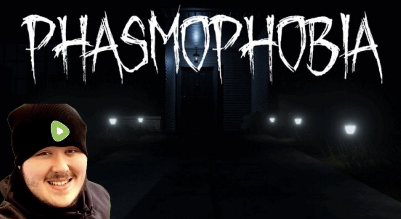 Phasmophobia At Midnight - Live